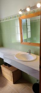 A bathroom at Son Set Villa