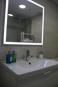 Kúpeľňa v ubytovaní Estudio Luxury Primera Linea de Playa Almuñecar Parking Gratuito