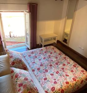 A bed or beds in a room at TUSCANY LOFT IN THE CITY