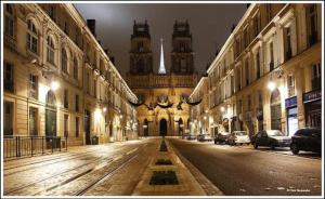 Nabolaget omkring lejligheden eller i nærheden