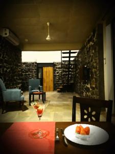 Enliven Homestay Alibag, Alibaug的休息区