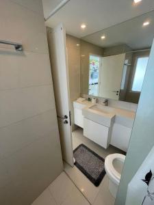 Koupelna v ubytování GETAWAY STUDIO in City Center Residence