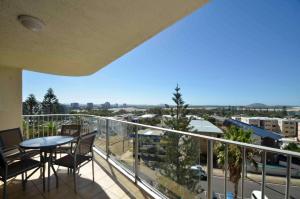 Balkón nebo terasa v ubytování Chateau Royale Beach Resort Maroochydore Sunshine Coast