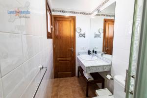 Łazienka w obiekcie Vivienda Vacacional Del Mar