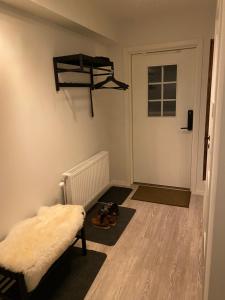Una cama o camas en una habitación de Naturnära boende i vackra Järvsö - F