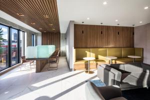 Posezení v ubytování Global Luxury Suites at The Arches