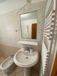 Kúpeľňa v ubytovaní Apartment Tina