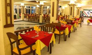 Εστιατόριο ή άλλο μέρος για φαγητό στο Silver Beach Hotel