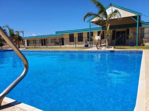 The swimming pool at or close to East West Motel Ceduna