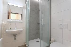 Bany a Jugendgästehaus Bad Ischl