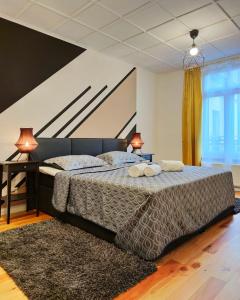 Ein Bett oder Betten in einem Zimmer der Unterkunft Exclusive Suite South Central