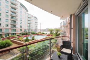En balkong eller terrasse på Riverside Balcony Apartments, 10 minutes from Oxford Circus