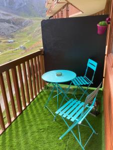 Gallery image of Studio mongie aux pieds des pistes avec balcon in La Mongie +13 photos