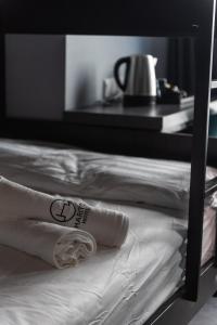 Postel nebo postele na pokoji v ubytování Chariton Hotel Bagan