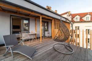 Balkón alebo terasa v ubytovaní Aviatik apartments