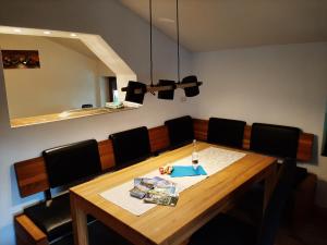Posezení v ubytování Ferienwohnung Staudach, Apartment