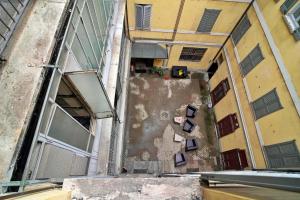Zdjęcie z galerii obiektu Chic 1BDR with shared terrace steps from Duomo by Rentopolis w Mediolanie