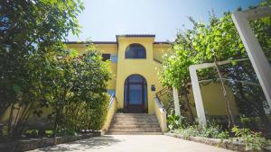 Vonkajšia záhrada v ubytovaní Apartment Brijuni