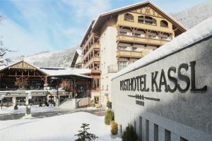 Nespecifikovaný výhled na hory nebo výhled na hory při pohledu z hotelu