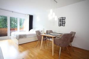 Postel nebo postele na pokoji v ubytování Apartma Prisank Kranjska Gora