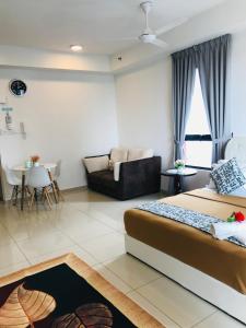Studio I-Soho D'Gunduls Homestay by DGH I-CITY的休息区