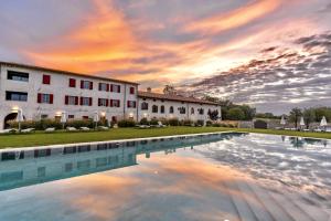 Fotografie z fotogalerie ubytování Borgo di Drugolo v destinaci Lonato + 180 fotografií