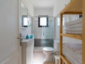 Kúpeľňa v ubytovaní Mahostly Apartamento Comillas SH