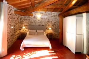 Gallery image of Castel chambres in Malves-en-Minervois