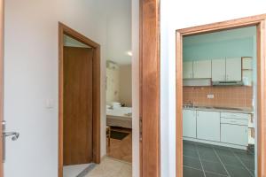 Ένα μπάνιο στο Apartments Marija