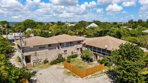 Vista aerea di Gorgeous Residence on Buttonwood Lane with Bikes