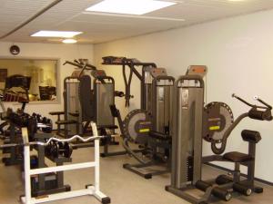 Fitness centrum a/nebo fitness zařízení v ubytování Thyregod Kursuscenter