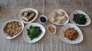 Makanan di atau berdekatan penginapan & sarapan