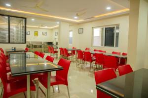 Posezení v ubytování Hotel Iris Atnest Madhapur - A Business Hotel