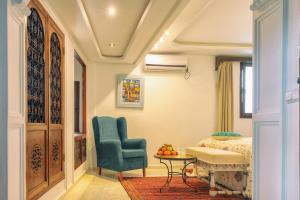 A seating area at Casa Hassan