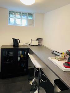 Φωτογραφία από το άλμπουμ του Souterrain Zimmer mit separatem Eingang und Bad στο Ντίσελντορφ