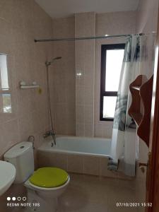 Łazienka w obiekcie Apartamentos El Carmen