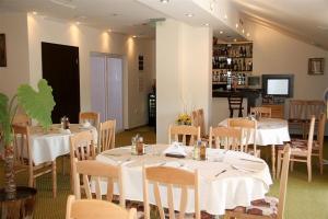 Afbeelding uit fotogalerij van Family Hotel Elena in Samokov