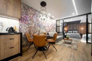 Gallery image of Jacuzzi Apartment Main Square in Krakow