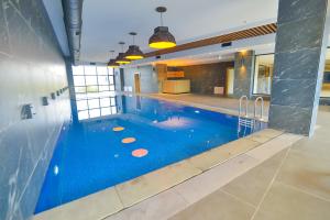 Πισίνα στο ή κοντά στο SERENİTY COMFORT Hotel
