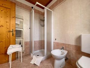 Vannituba majutusasutuses Casa Cadore