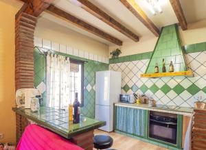 Kuchnia lub aneks kuchenny w obiekcie Cubo's Finca Jara