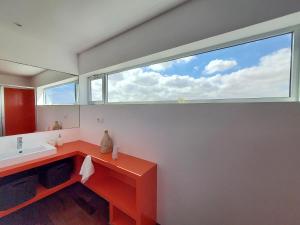 A bathroom at Private villa with pool in Lajares
