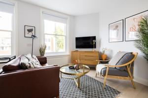 The Baron’s Bolthole - Modern & Bright 1BDR Flat