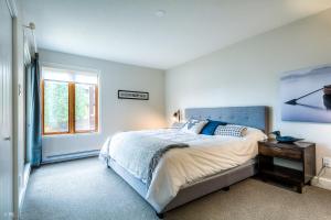 Katil atau katil-katil dalam bilik di Huge 3 Bedroom Condo with a View