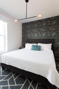 Afbeelding uit fotogalerij van Stunning 1 Bedroom in Mile End by Den Stays in Montreal