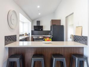 Afbeelding uit fotogalerij van 4 The Port Hole in Salamander Bay +25 foto's