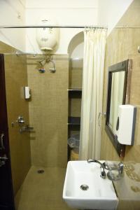 Kylpyhuone majoituspaikassa Patnimal Guesthouse