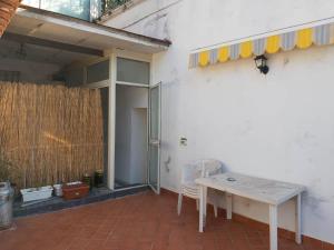 Zdjęcie z galerii obiektu La Terrazza sui Quartieri w mieście Neapol