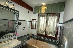Fotografia z galérie ubytovania In Rome in an apartment with Jacuzzi, Deluxe for 1 person v Ríme