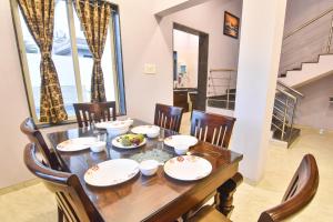 Gallery image of H2O Greens Villa in Lonavala